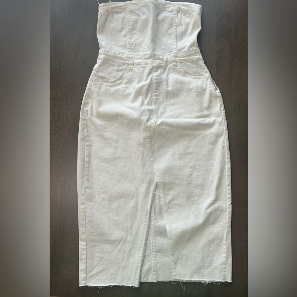 Love Tree White Strapless Denim Dress